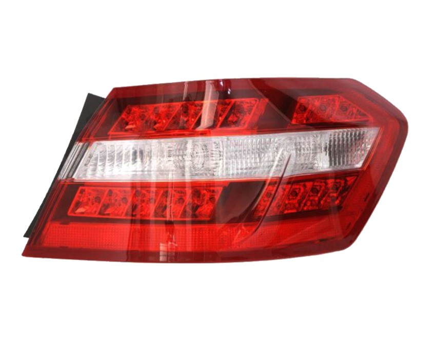 Pravé zadní světlo LED vnější Mercedes E-Klasse (W212) 09-13 SEDAN ULO