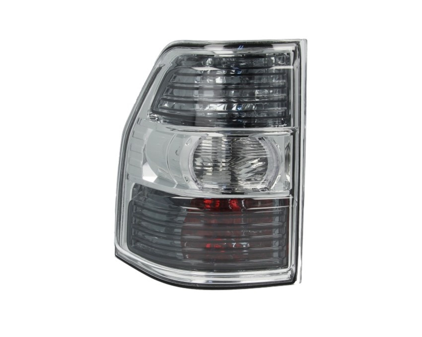 Levé zadní světlo Mitsubishi Pajero IV (V8/V9) 06- 5 DVÉŘÍ