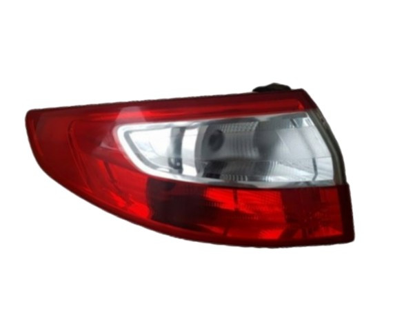 Levé zadní světlo vnější Renault Fluence (L3) 10-13 SEDAN MAGNETI MARELLI