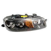 Pravé přední světlo Fiat Punto II (188) 99-03 ČERNÉ