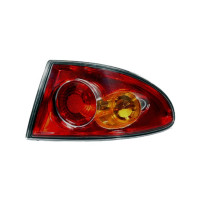 Pravé zadní světlo vnější Seat Cordoba (6L2) 02-06 SEDAN HELLA