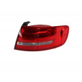 Pravé zadní světlo vnější Audi A4 B8 (8K5) 11-15 KOMBI MAGNETI MARELLI