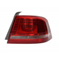 Pravé zadní světlo LED vnější Volkswagen Passat B7 (36) 10-14 SEDAN HELLA